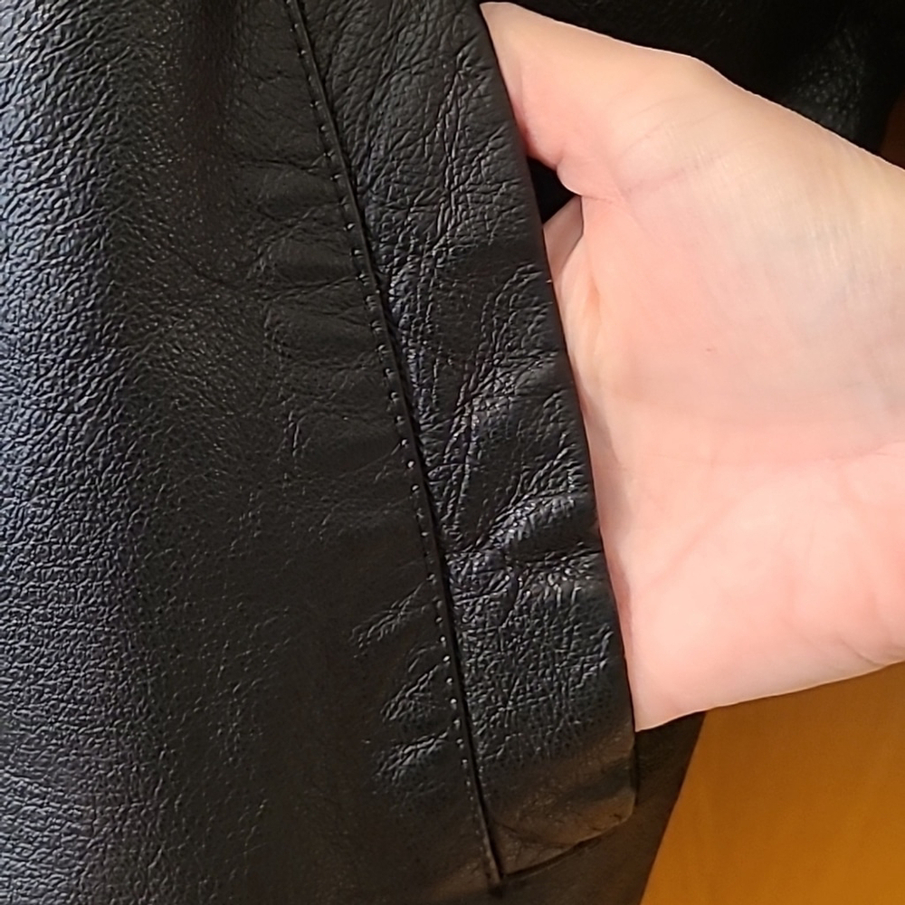 Vilanto Leather Coat - Picture 6 of 10